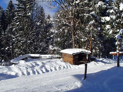 Winterliche Hauszufahrt