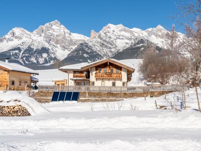 Außenseite Ferienhaus [Winter]