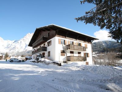 Außenseite Ferienhaus [Winter]