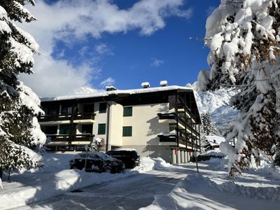 Außenseite Ferienhaus [Winter]