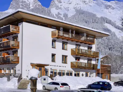 Außenseite Ferienhaus [Winter]