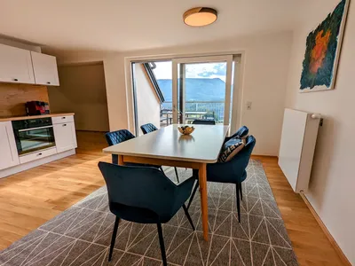 DiningRoom