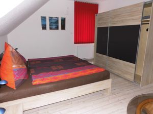 23978307-Ferienwohnung-4-Marienhafe-300x225-5