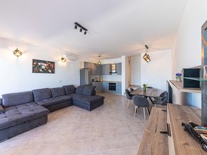 23753543-Ferienwohnung-6-Marina-300x225-3