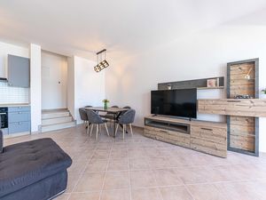 23753572-Ferienwohnung-6-Marina-300x225-3