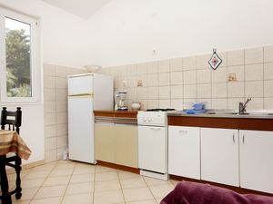 18323580-Ferienwohnung-3-Marina-300x225-4