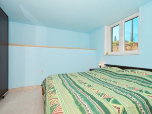 18979887-Ferienwohnung-4-Marina-300x225-4