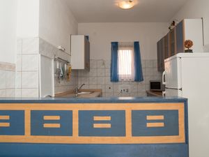 23969489-Ferienwohnung-8-Marina-300x225-3