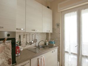 23764310-Ferienwohnung-5-Marina Di Pietrasanta-300x225-3