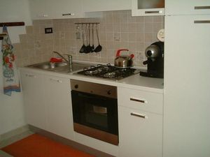 8495600-Ferienwohnung-2-Marina Di Pulsano-300x225-1