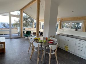 23922793-Ferienwohnung-4-Markdorf-300x225-1