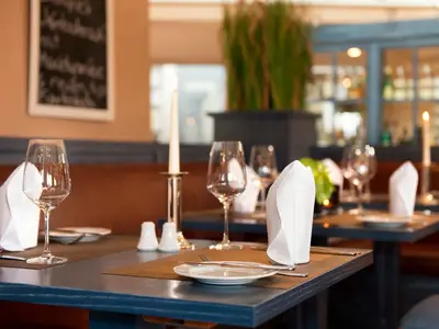 Ferienwohnung für 3 Personen (45 m²) in Markgrafenheide 8/10