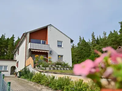 Außenseite Ferienhaus [Sommer]