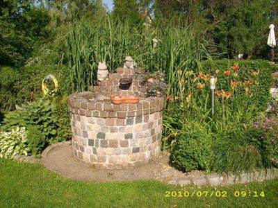 Brunnen im Garten