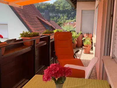 Südbalkon mit Markise