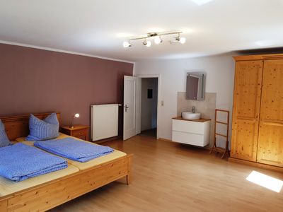 Das Schlafzimmer I in der Ferienwohnung Untersberg