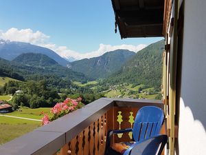 Der Blick vom Balkon im Ertlerlehen