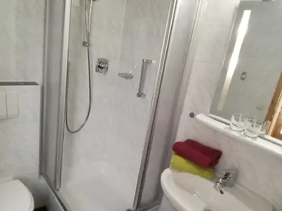 Ferienwohnung 1 Untersberg Badezimmer