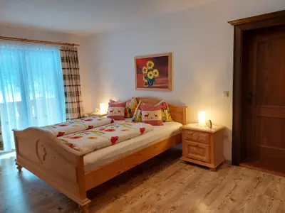 Ferienwohnung 3 Edelweiss Schlafzimmer