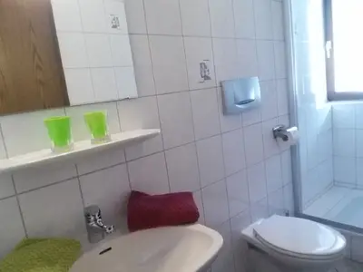 Ferienwohnung 3 Edelweiss Badezimmer