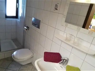 Ferienwohnung 5 Jenner Badezimmer
