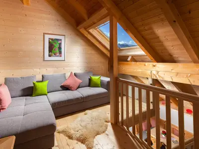 Wohnzimmer Ferienwohnung Kneifelspitze