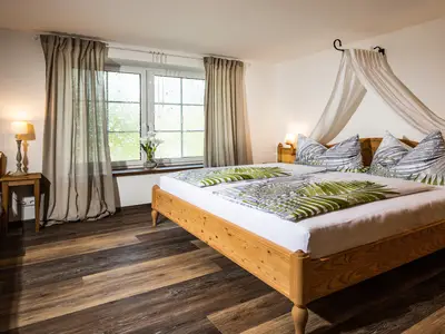 Ferienwohnung Schlafzimmer OG - 1,80 - 2,00 m