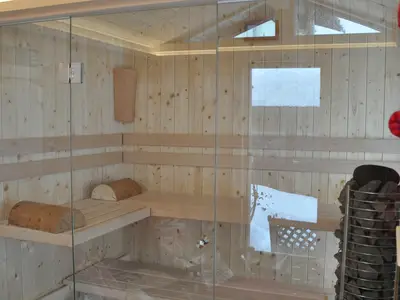 Sauna (gegen Gebühr) im Garten