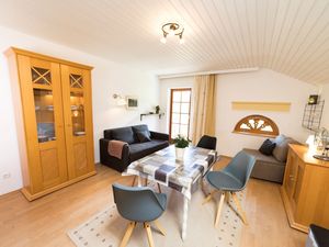 92669-Ferienwohnung-3-Marquartstein-300x225-1