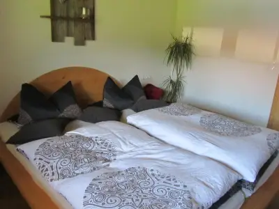 Schlafzimmer Nr. 1 mit Doppelbett