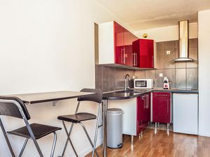 23824035-Ferienwohnung-2-Marseille-300x225-4