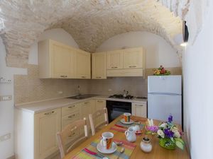 22437817-Ferienwohnung-4-Martina Franca-300x225-3