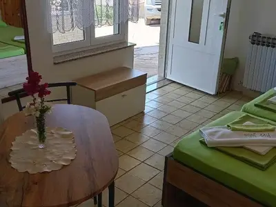 Ferienwohnung für 2 Personen in Martinšćica 6/10