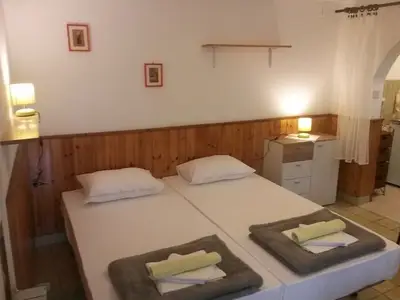 Ferienwohnung für 2 Personen in Martinšćica 8/10