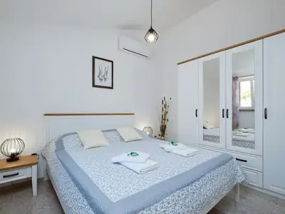 Ferienwohnung für 2 Personen in Martinšćica 10/10