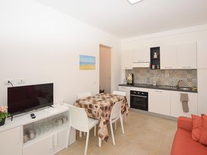 24043009-Ferienwohnung-4-Marzamemi-300x225-4