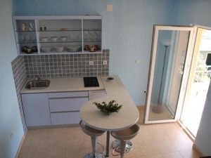 22451259-Ferienwohnung-4-Maslinica-300x225-4