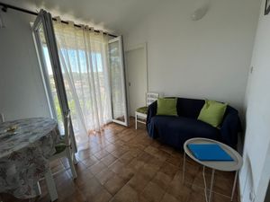 19127020-Ferienwohnung-5-Maslinica-300x225-3