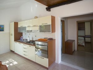 23931677-Ferienwohnung-5-Maslinica-300x225-4