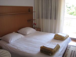 23926263-Ferienwohnung-6-Maslinica-300x225-4