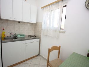 23928323-Ferienwohnung-2-Maslinica-300x225-3