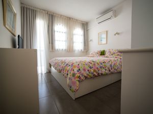 22404891-Ferienwohnung-3-Maspalomas-300x225-2