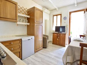 23760344-Ferienwohnung-2-Massarosa-300x225-3