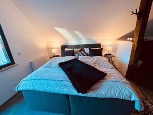 23691250-Ferienwohnung-6-Mastershausen-300x225-3