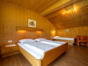 23896596-Ferienwohnung-6-Matrei in Osttirol-300x225-4