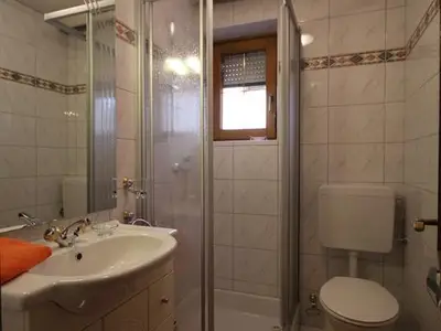 Dusche, WC - 2