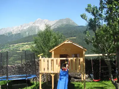 Auf unserem Spielplatz