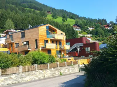 Alpines traditionelles Appartementhaus in Tirol-ti