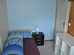 23846050-Ferienwohnung-5-Matten (St. Stephan)-300x225-4