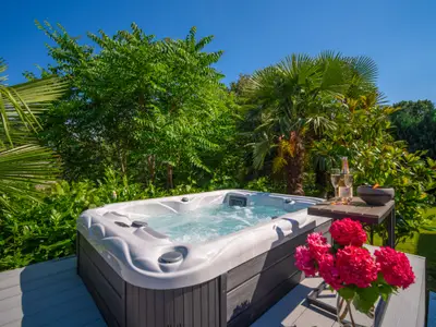 hot-tub